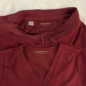 Mandala scrub set. L bottom. M top. Wine color.